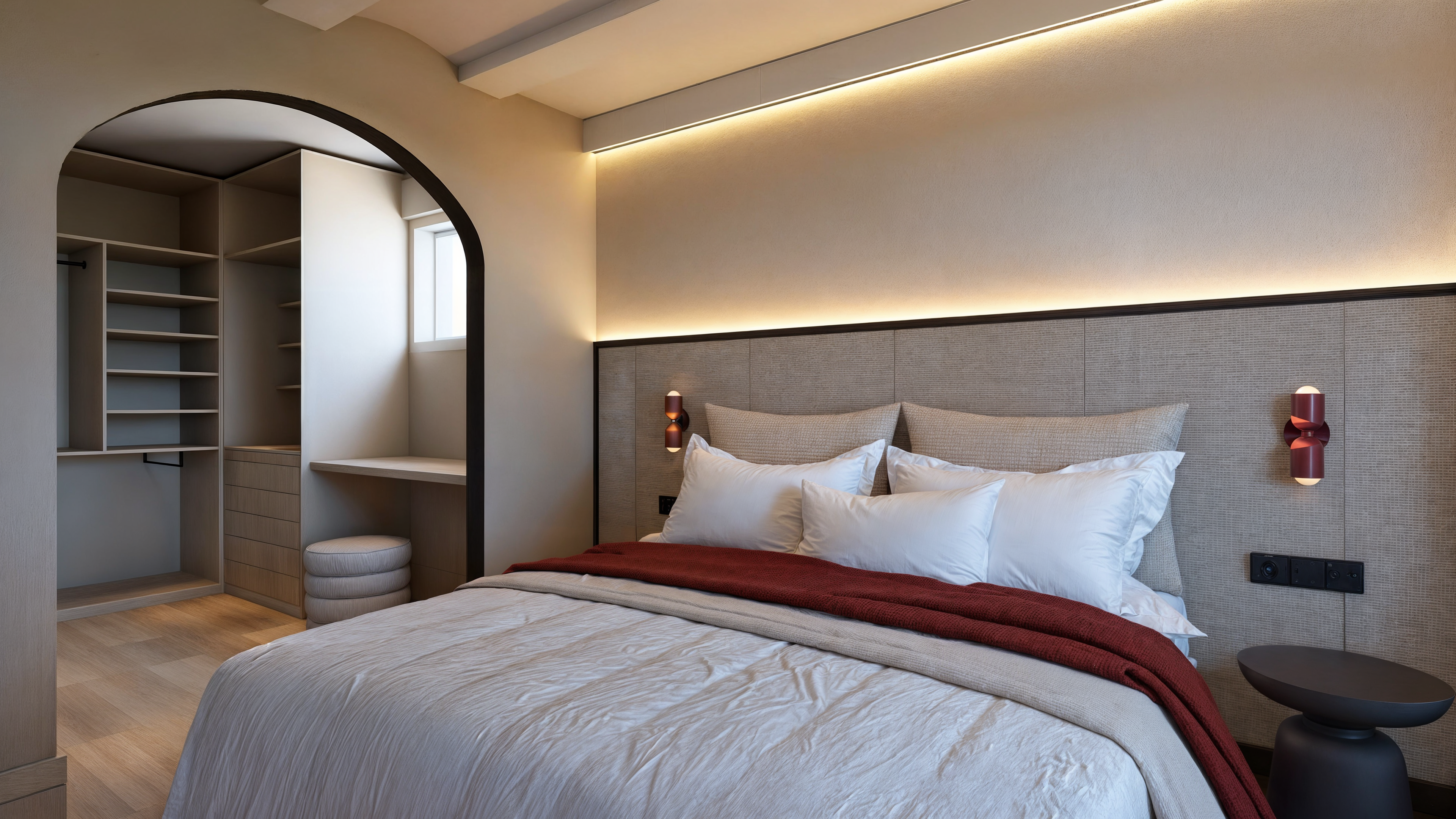 01_VISTA01_5-1-Photo-enhanced